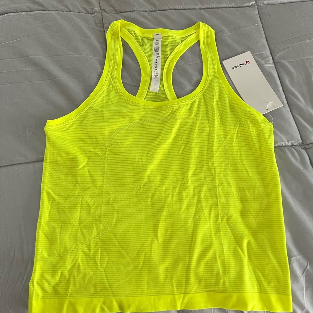 NWT Lululemon Swiftly Tech Tank 2.0